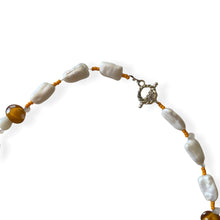 Load image into Gallery viewer, Funky Necklace - Orange
